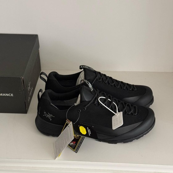 아크테릭스 Konseal fl2 등산화